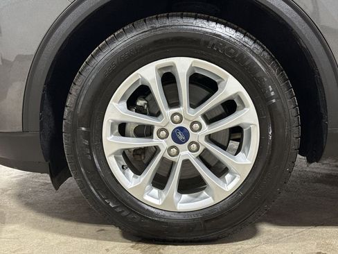 Used 2020 Ford Escape SE image 26