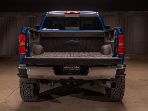 Used 2019 Chevrolet Silverado 2500 LTZ w/ Duramax Plus Package AWD/4WD image 9