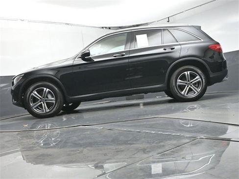 Used 2018 Mercedes-Benz GLC 300 image 36