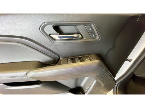Used 2023 Chevrolet Colorado LT w/ LT Convenience Package AWD/4WD image 10