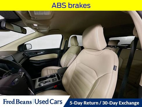 Used 2024 Ford Edge SEL w/ Class II Trailer Tow Package image 25