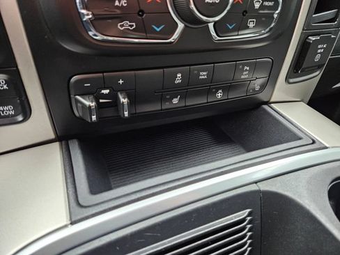Used 2017 RAM 1500 Big Horn AWD/4WD image 34