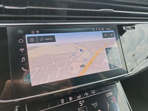 Used 2019 Audi Q8 Premium w/ Convenience Package AWD/4WD image 18