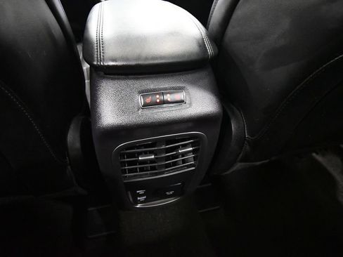 Used 2019 Lincoln MKC Reserve w/ MKC Climate Package AWD/4WD image 17
