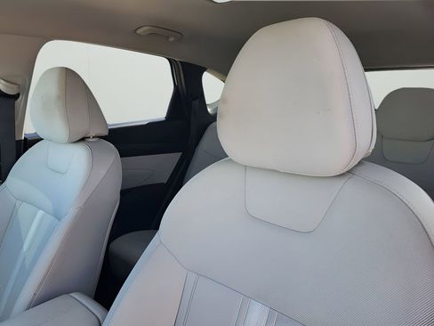 Used 2025 Hyundai Tucson SEL image 16