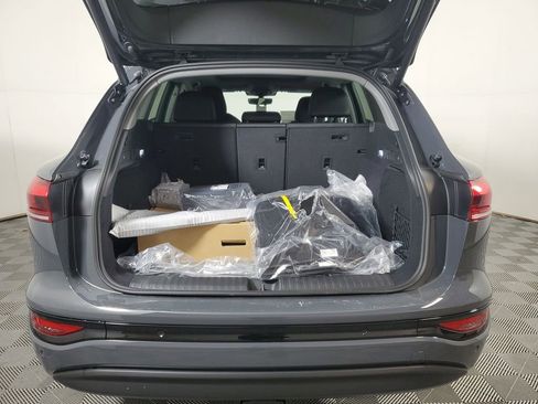 New 2025 Audi Q6 e-tron Premium Plus image 9