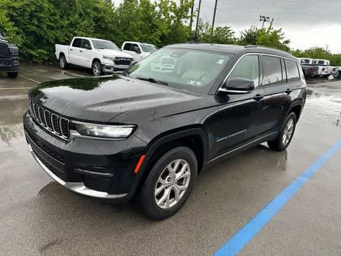 Used 2021 Jeep Grand Cherokee L Limited AWD/4WD image 2