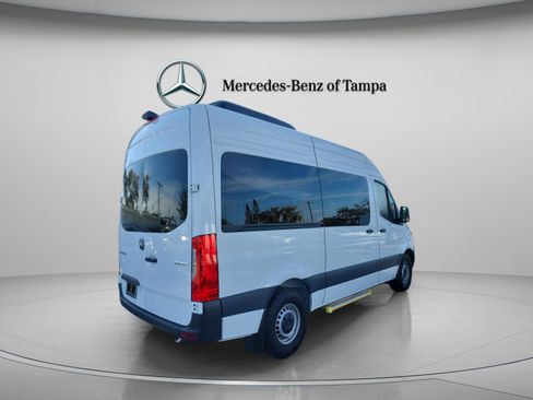 Used 2025 Mercedes-Benz Sprinter 2500 image 3