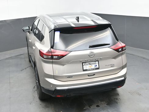 New 2026 Nissan Rogue Platinum w/ Platinum Premium Package image 35