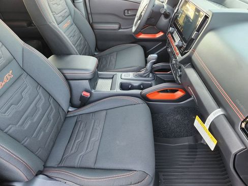 New 2026 Nissan Frontier PRO-4X w/ Tow Package AWD/4WD image 10
