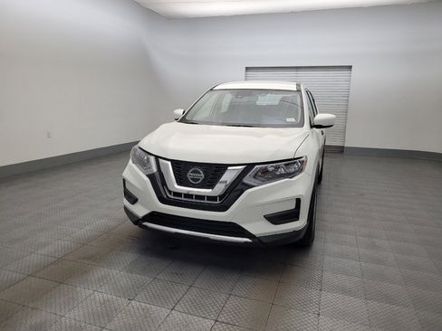 Used 2020 Nissan Rogue S FWD image 15