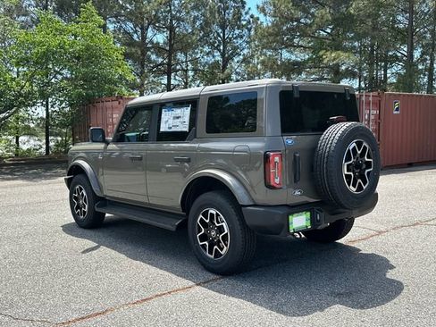New 2026 Ford Bronco Outer Banks AWD/4WD image 5