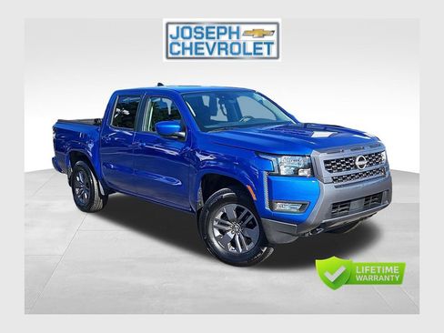 Used 2025 Nissan Frontier SV w/ SV Convenience Package AWD/4WD image 1