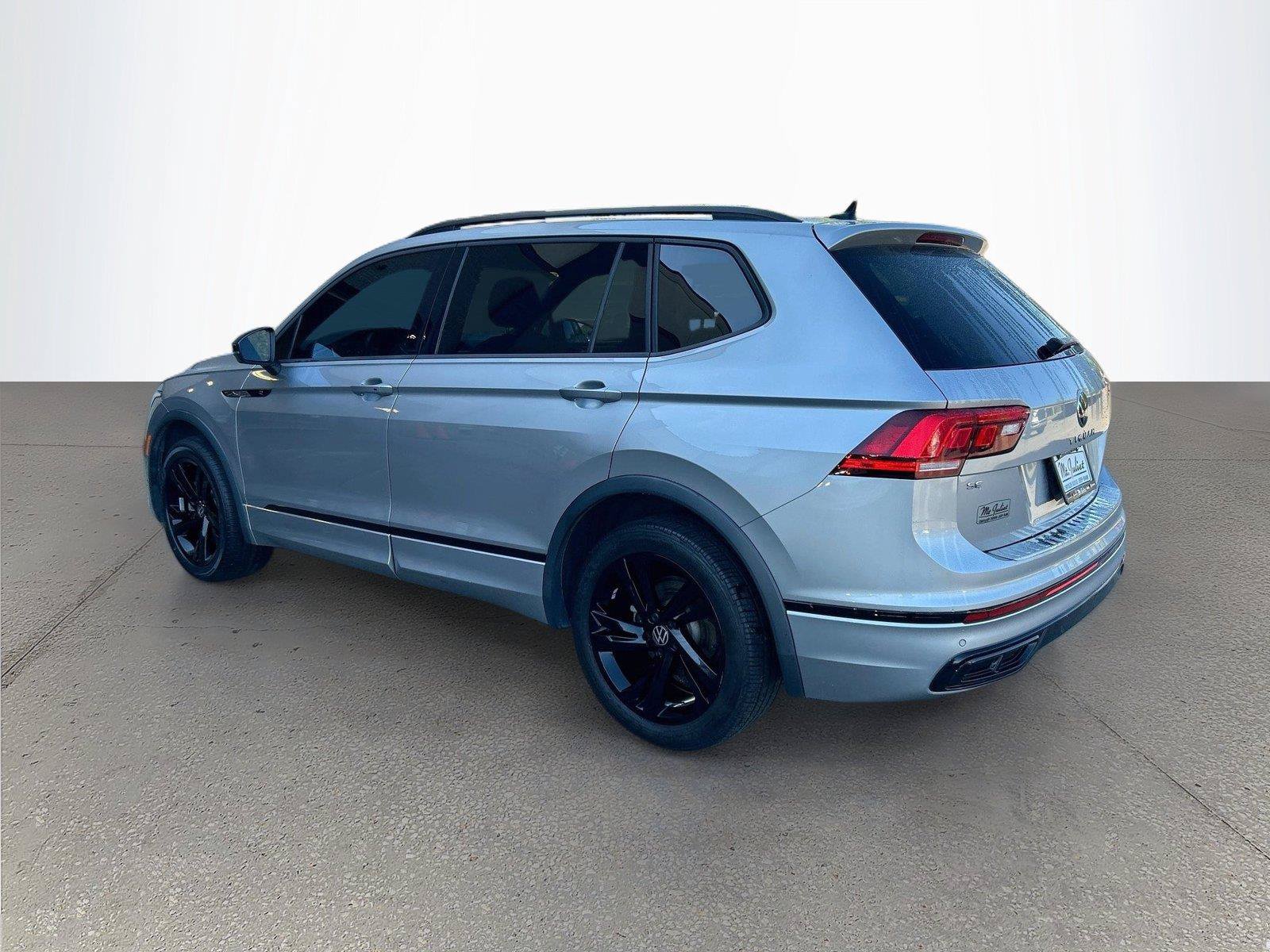 Used 2023 Volkswagen Tiguan SE R-Line FWD image 6