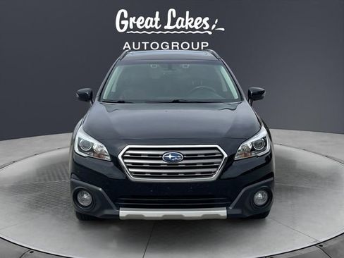 Used 2017 Subaru Outback 3.6R Touring AWD/4WD image 8