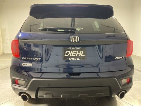Used 2023 Honda Passport EX-L image 6