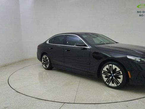 Used 2024 BMW i5 eDrive40i w/ Convenience Package RWD image 64