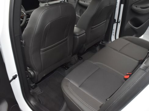 Used 2025 Buick Encore GX Preferred image 13