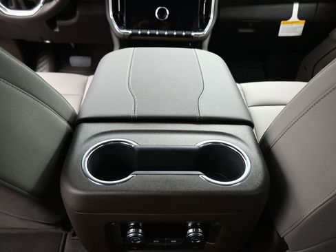 New 2026 GMC Yukon Elevation image 23