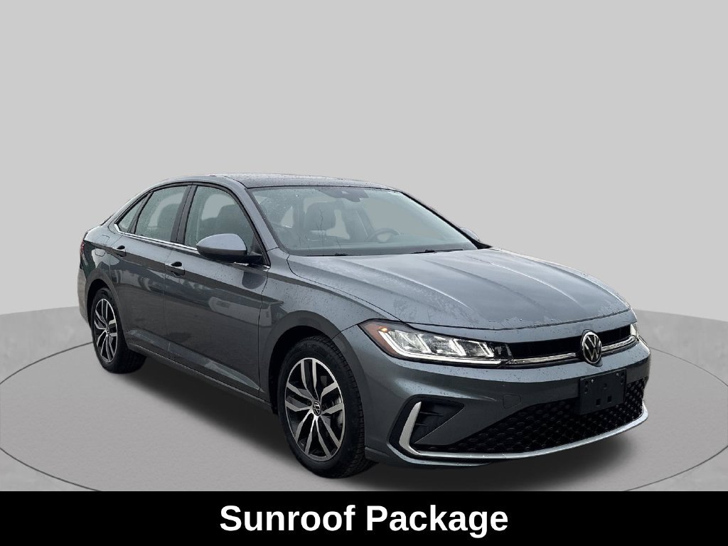 Used 2025 Volkswagen Jetta SE FWD image 8