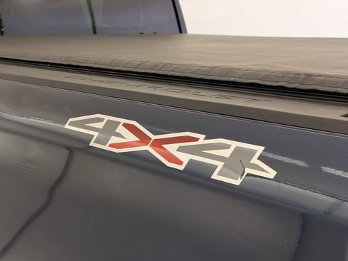 Used 2022 Chevrolet Silverado 1500 LT w/ Safety Package image 12