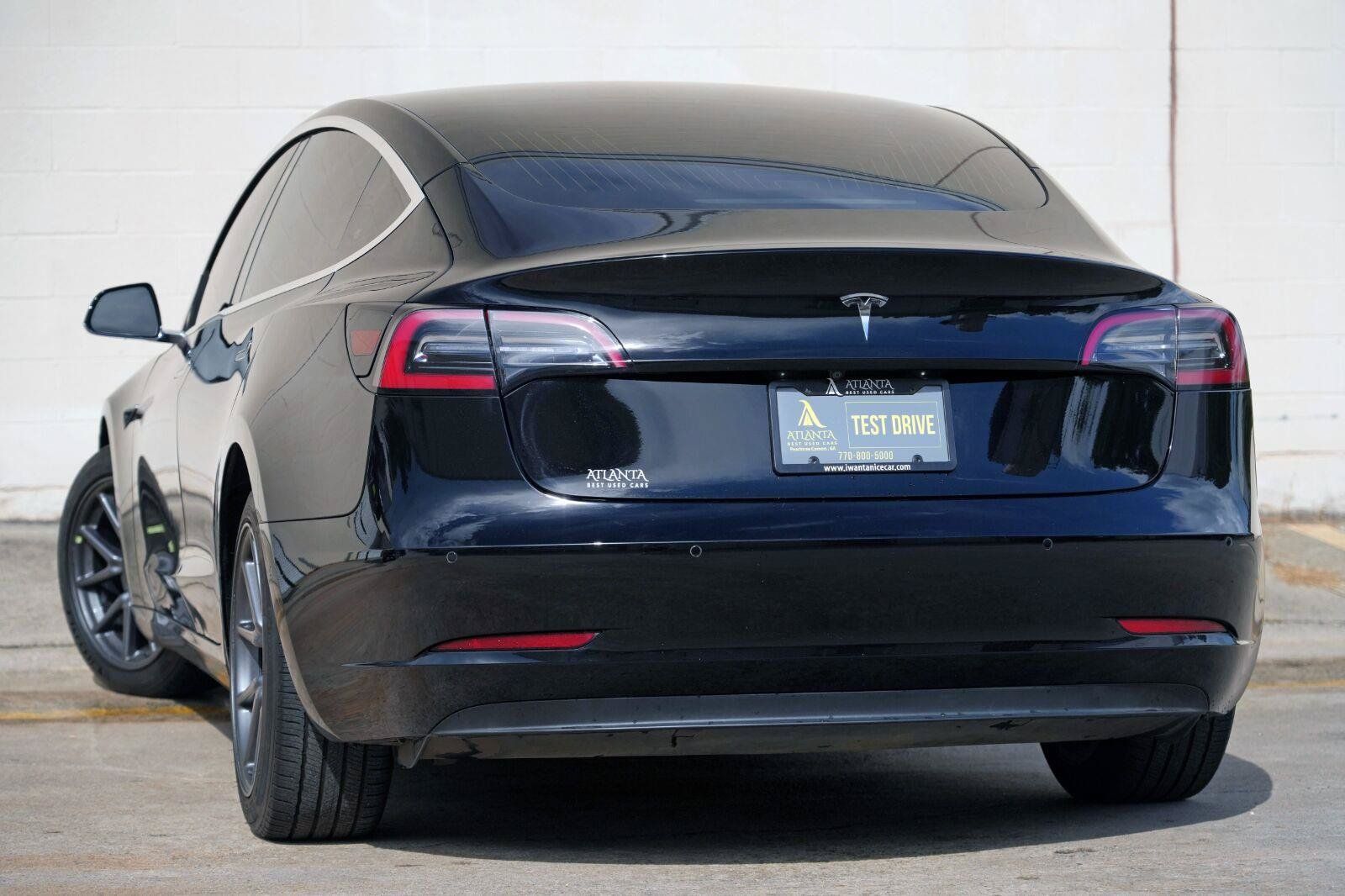Used 2018 Tesla Model 3 Long Range RWD image 6