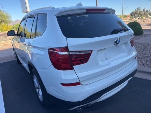 Used 2017 BMW X3 sDrive28i image 4