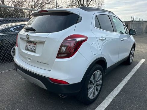 Used 2019 Buick Encore Preferred image 3