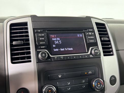 Used 2018 Nissan Frontier SV image 22