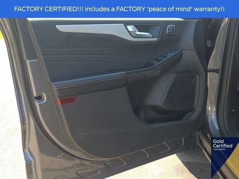 Used 2025 Ford Escape Platinum AWD/4WD image 26