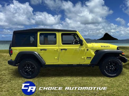 Used 2022 Jeep Wrangler Unlimited Sport image 9