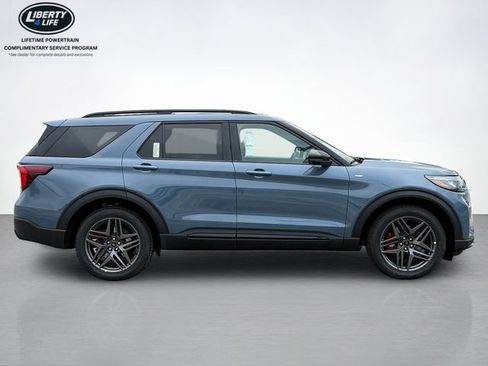 New 2026 Ford Explorer ST-Line w/ ST-Line Street Pack AWD/4WD image 2
