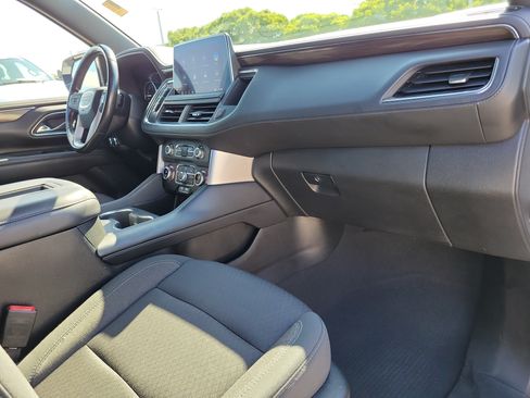 Used 2021 GMC Yukon SLE RWD image 18