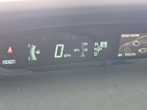 Used 2015 Toyota Prius Two image 7