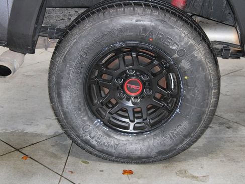 Used 2023 Toyota Tacoma TRD Pro image 13