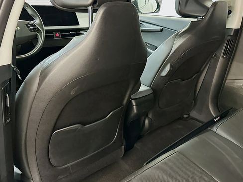 Used 2024 Kia EV6 Wind image 28