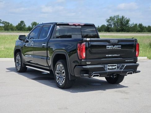 Used 2024 GMC Sierra 1500 Denali Ultimate AWD/4WD image 5