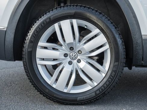 Used 2018 Volkswagen Atlas SEL Premium image 20