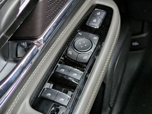 New 2026 Lincoln Corsair Grand Touring AWD/4WD image 24