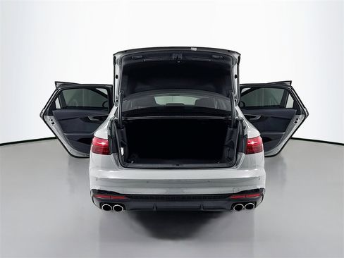 Used 2022 Audi S4 Prestige w/ Prestige Package image 27