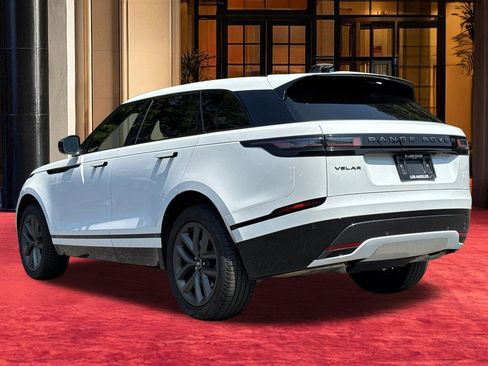 Used 2026 Land Rover Range Rover Velar Dynamic SE AWD/4WD image 3