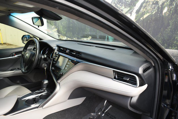 Certified 2018 Toyota Camry SE FWD image 24