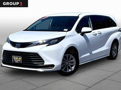 Used 2024 Toyota Sienna LE