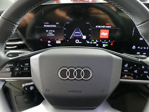 New 2025 Audi Q5 Prestige image 17