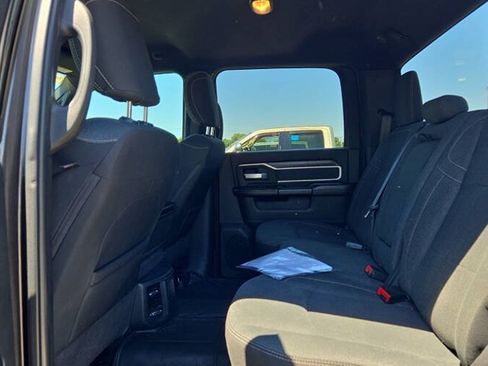 Used 2020 RAM 2500 Big Horn w/ Level 1 Equipment Group AWD/4WD image 13