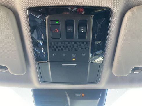 New 2026 Mitsubishi Outlander AWD image 23