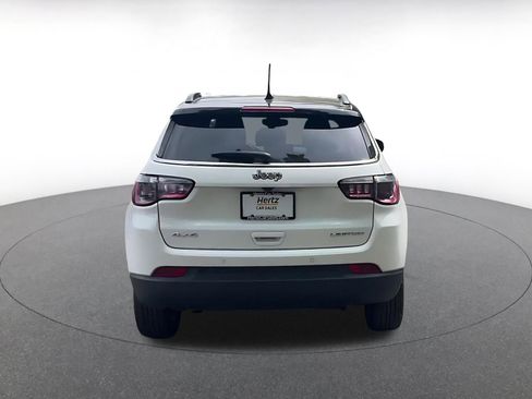 Used 2025 Jeep Compass Limited image 12