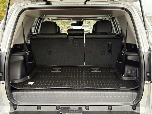 Used 2022 Toyota 4Runner Limited image 34