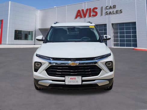 Used 2025 Chevrolet TrailBlazer LT AWD/4WD image 10