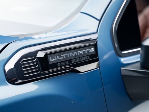 Used 2024 GMC Sierra 2500 Denali Ultimate w/ LPO, GMC Protection Package image 23